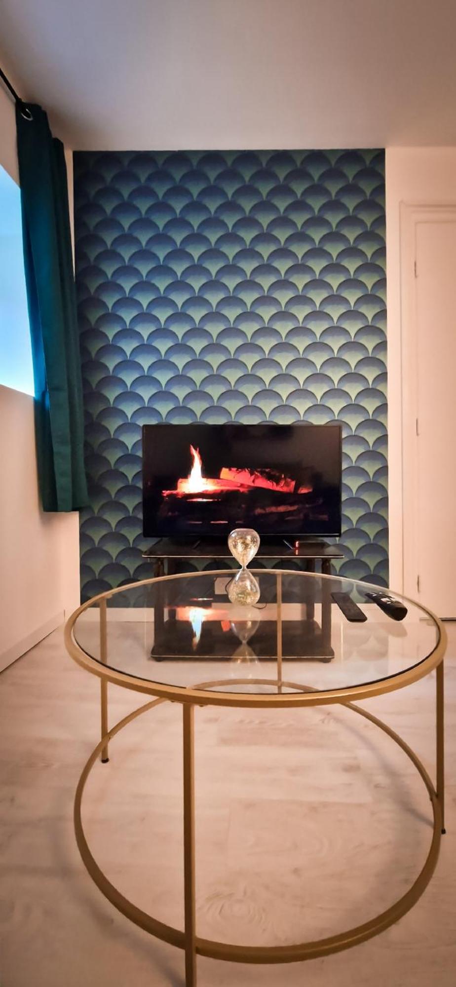 Apartment L'art Deco 3 Etoiles Wifi, Netflix, Disney, Coeur De Bastide Villefranche-de-Rouergue
